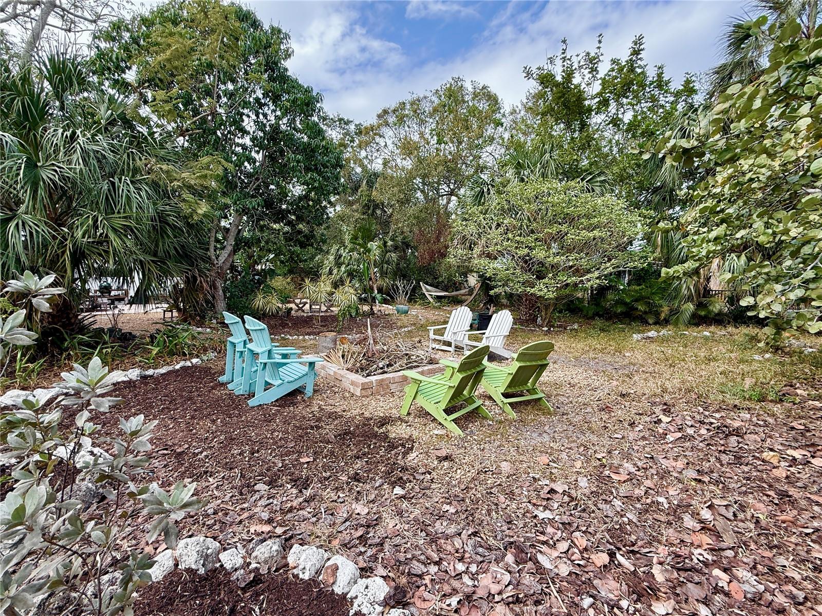 BAYOU OAKS - Residential