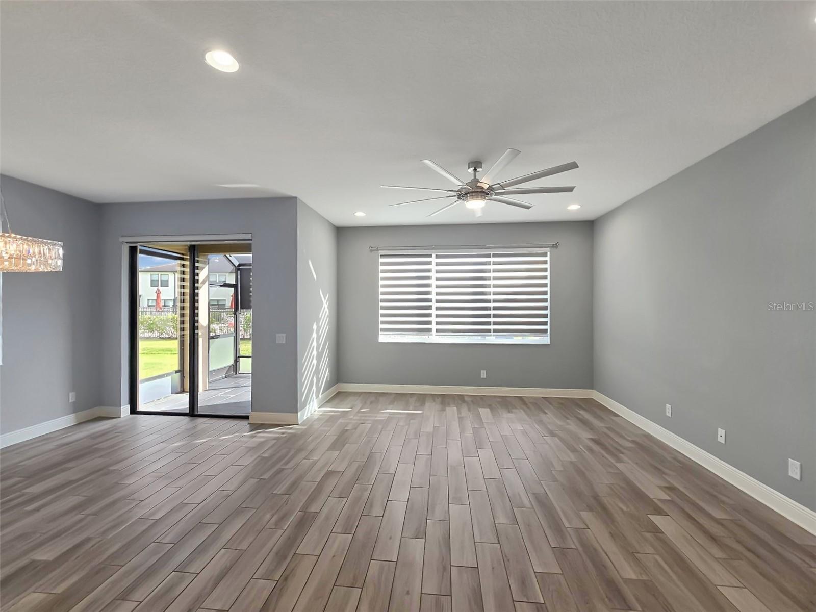 CREEKWOOD TOWNHOMES - Residential Lease