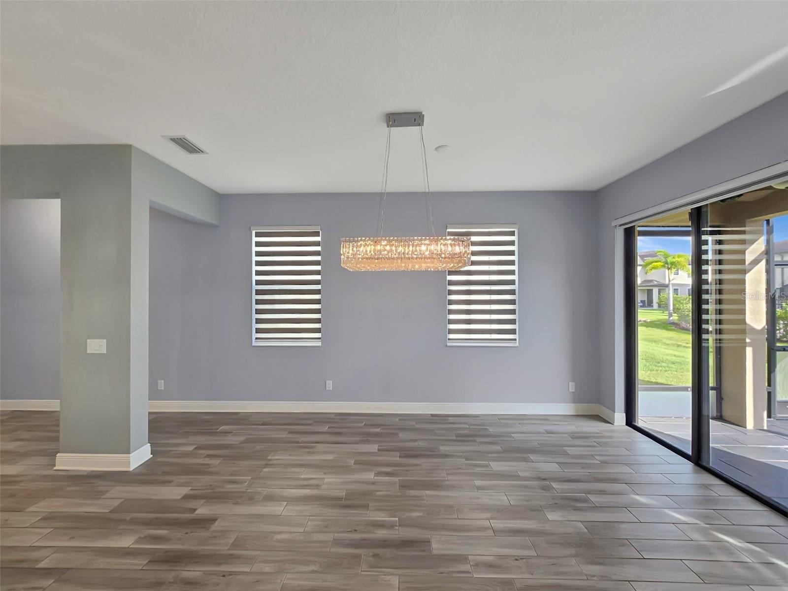 CREEKWOOD TOWNHOMES - Residential Lease