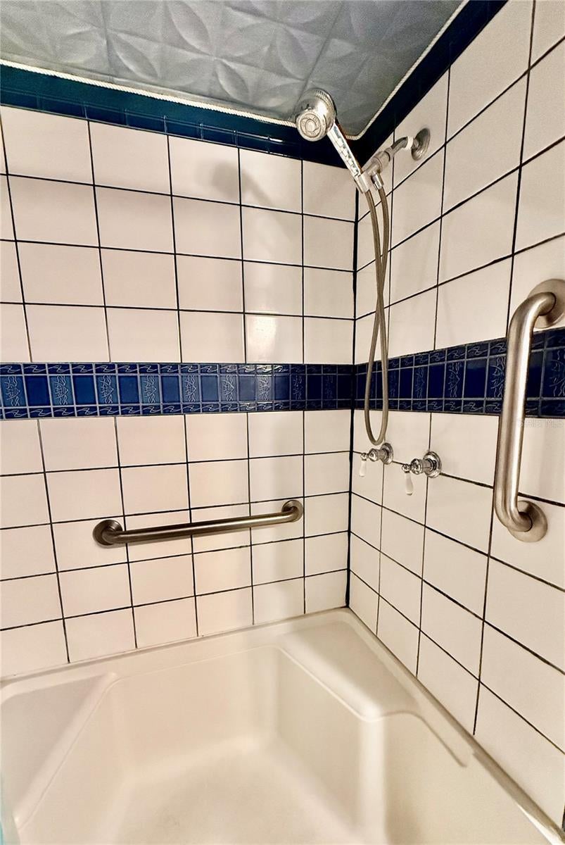 Search Properties for Sale 4 603 S GREEN CIRCLE