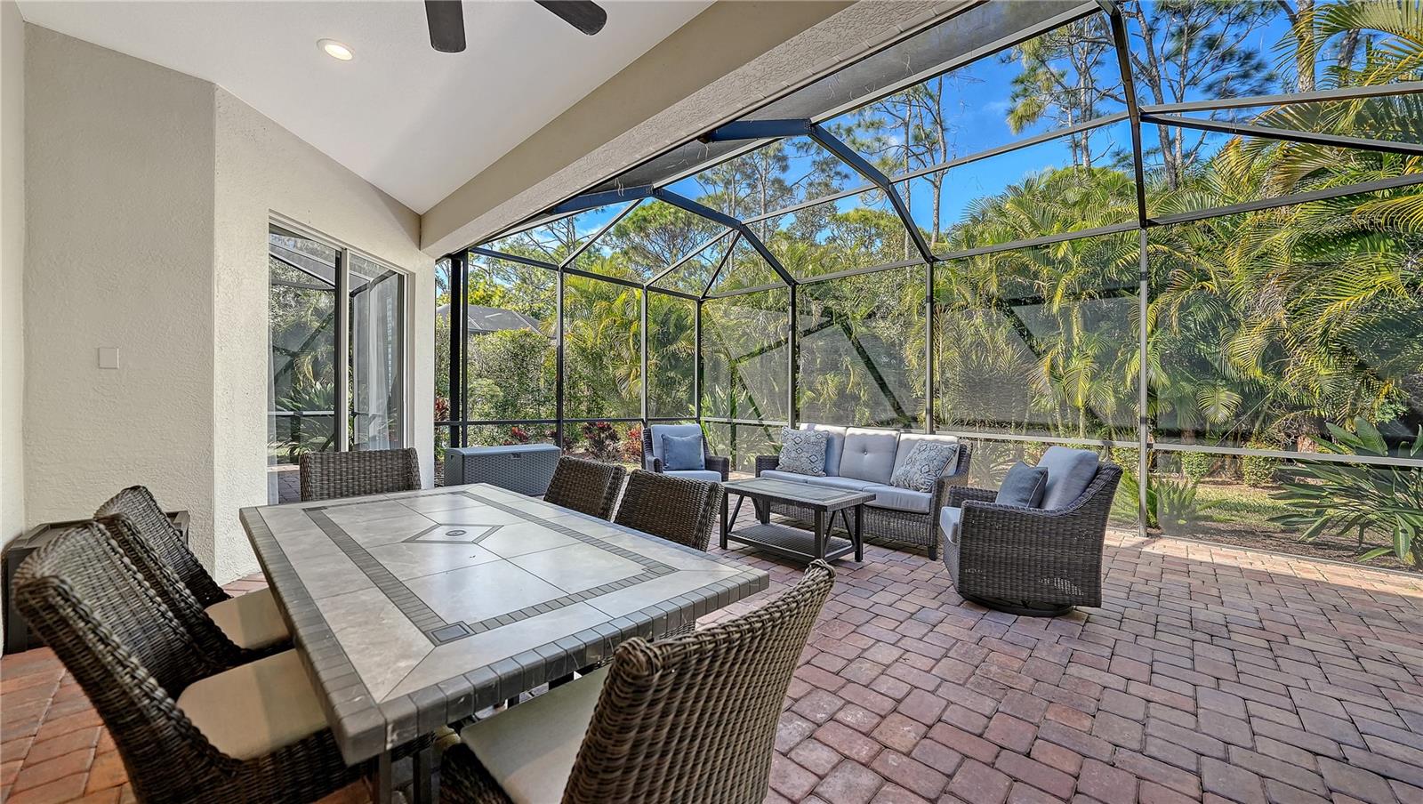 RIVENDELL WOODLANDS - Residential