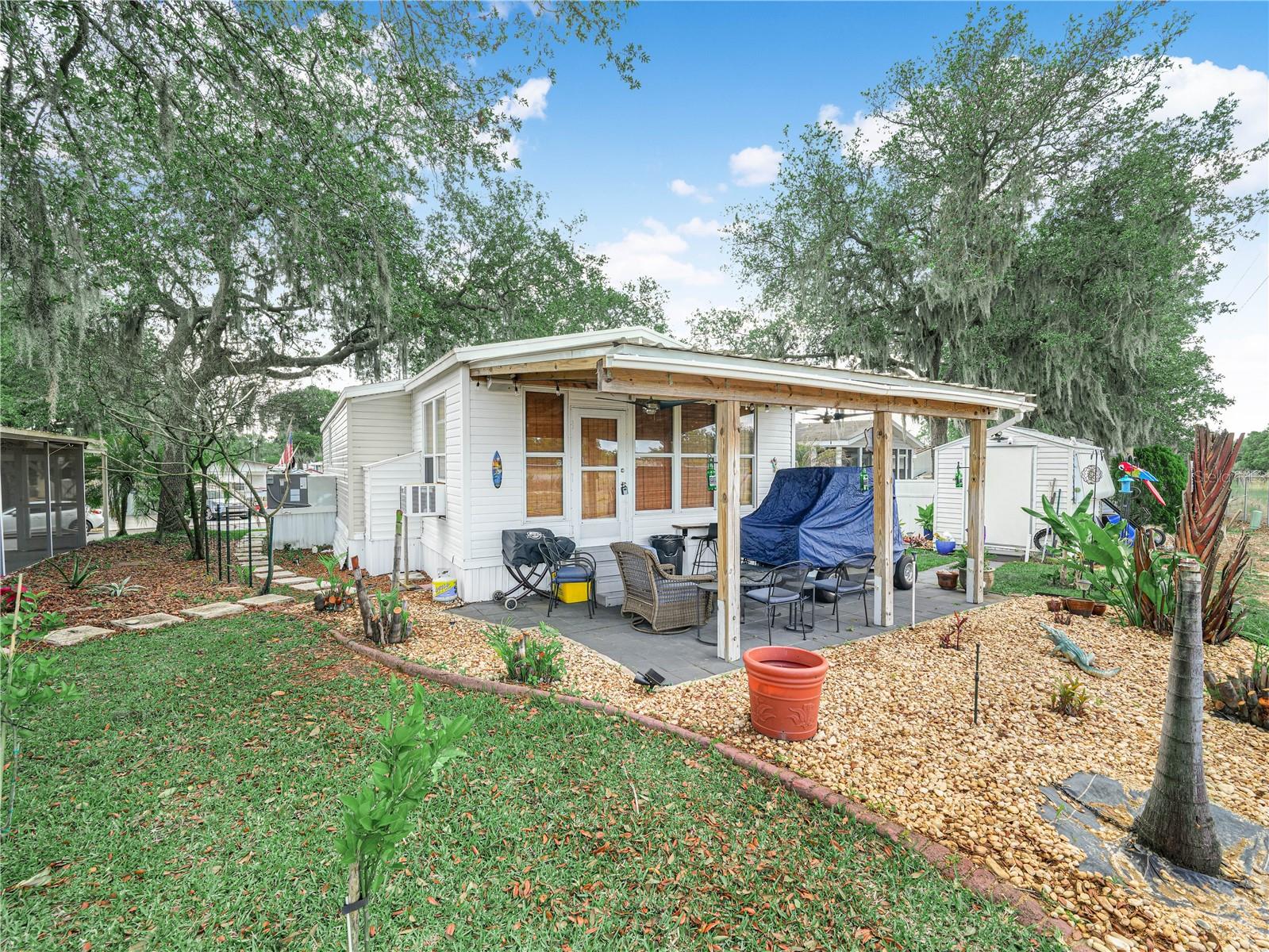 SADDLEBAG - Residential