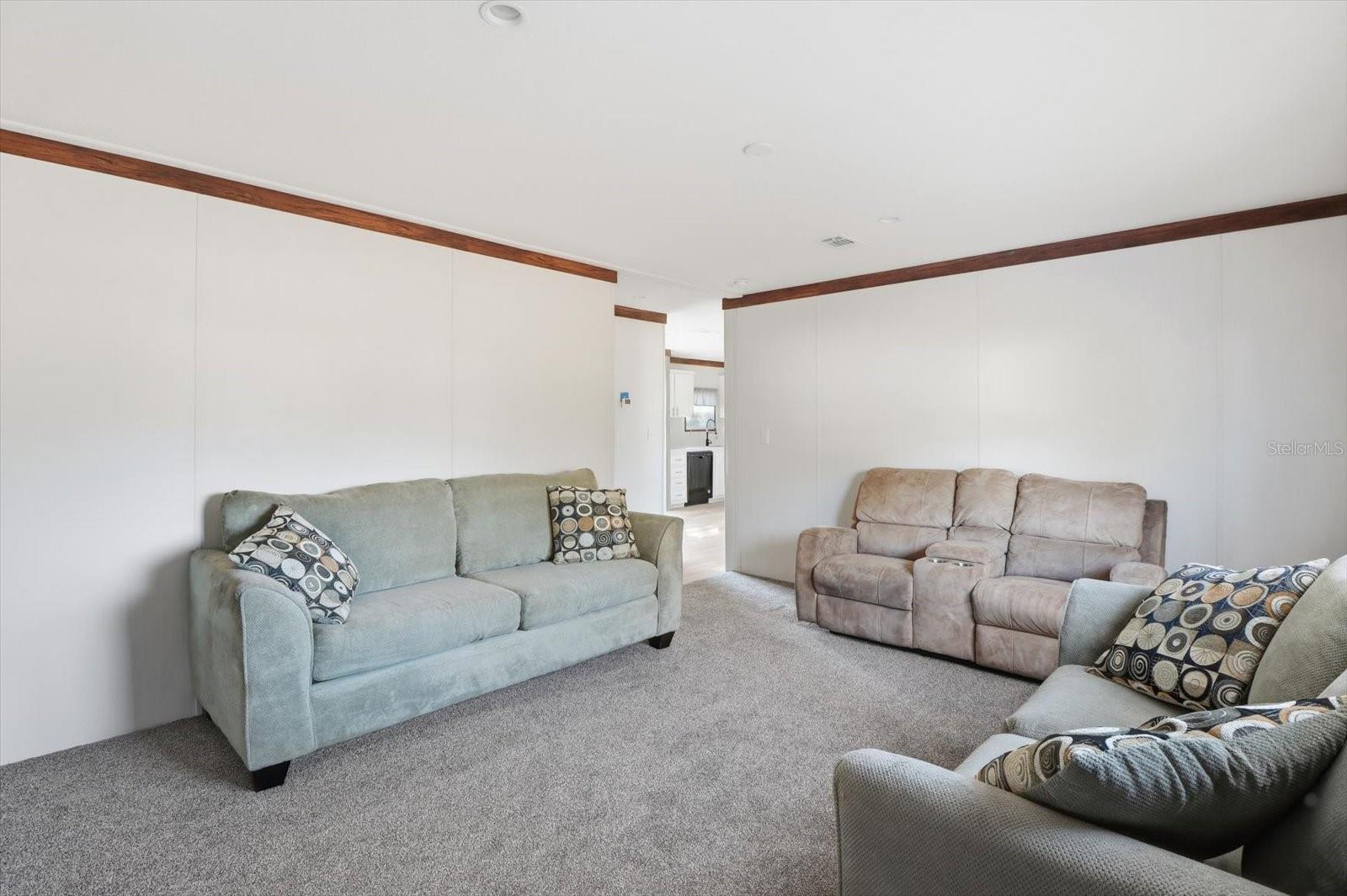 FAITH CHURCH SUB - Residential