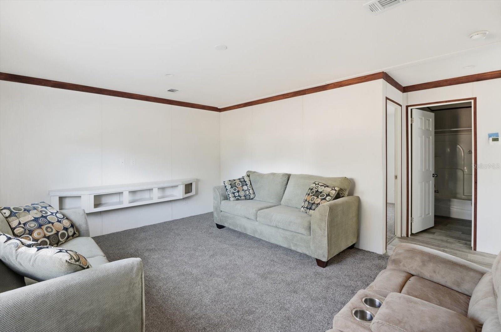 FAITH CHURCH SUB - Residential