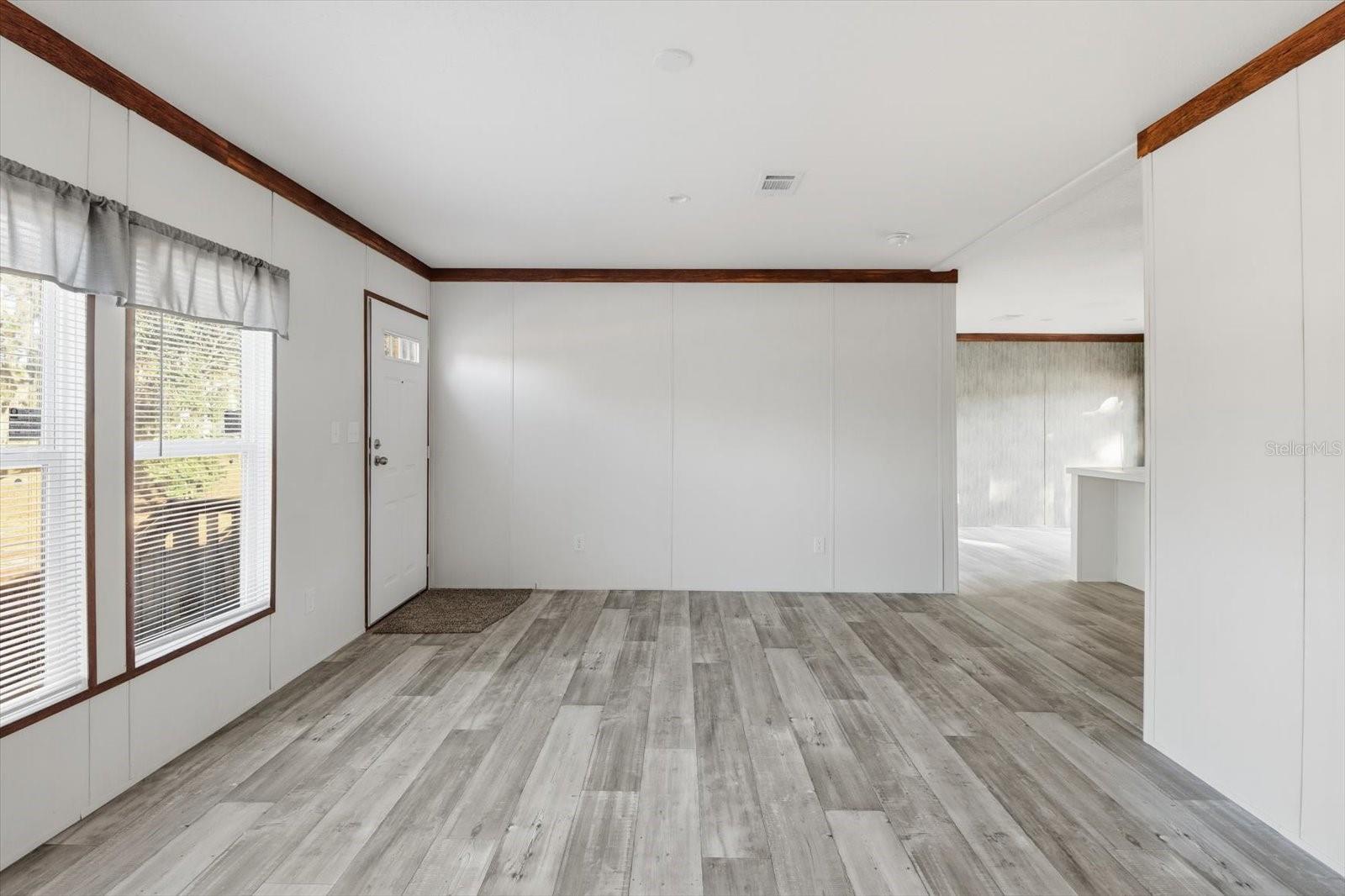 6919 S SORRELL AVENUE