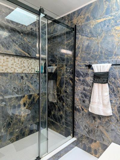 JASMINE LAKES - Residential