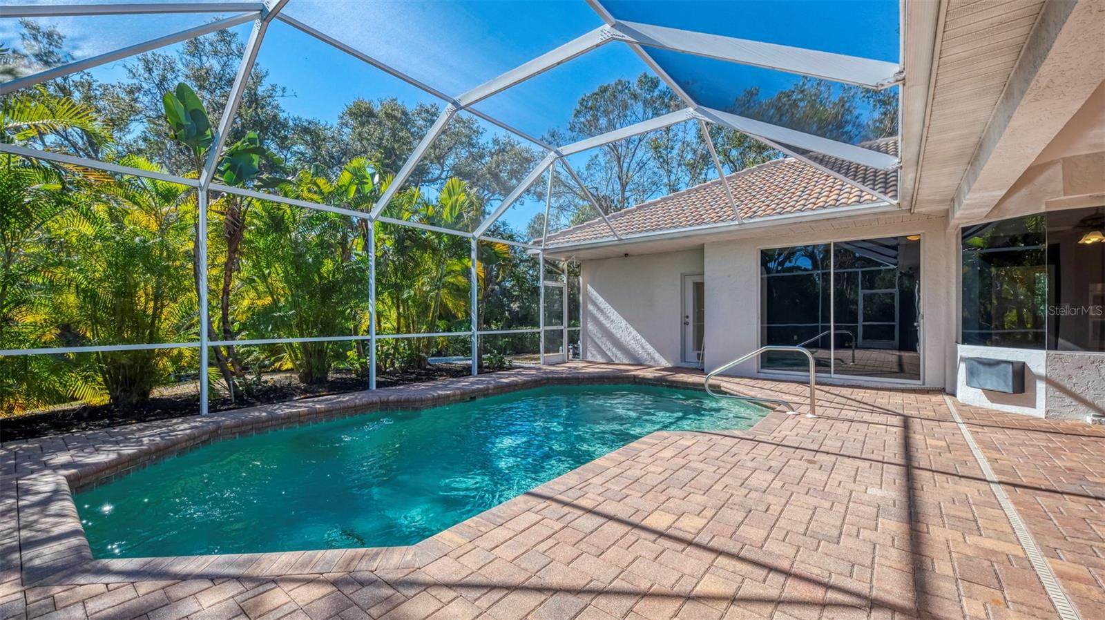 OAKLEAF - Residential