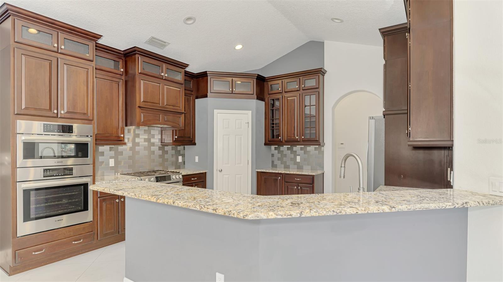 OAKLEAF - Residential