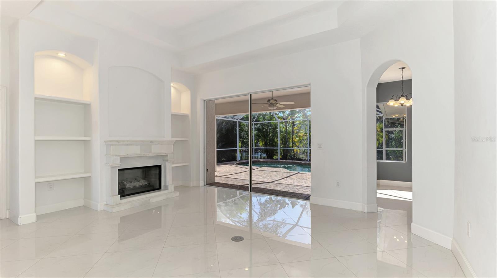 OAKLEAF - Residential