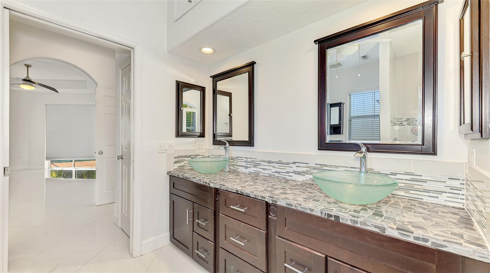 OAKLEAF - Residential