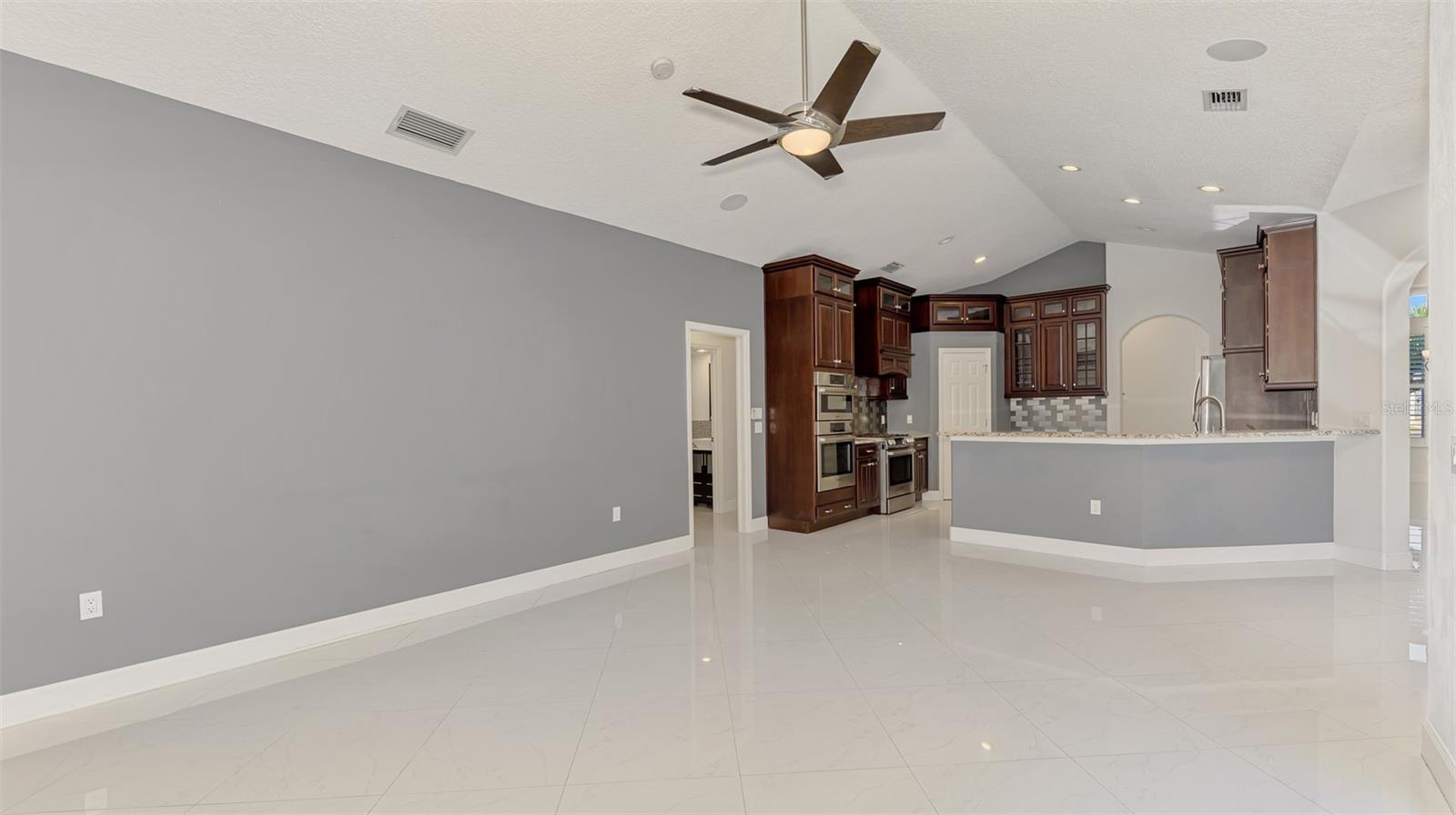 OAKLEAF - Residential