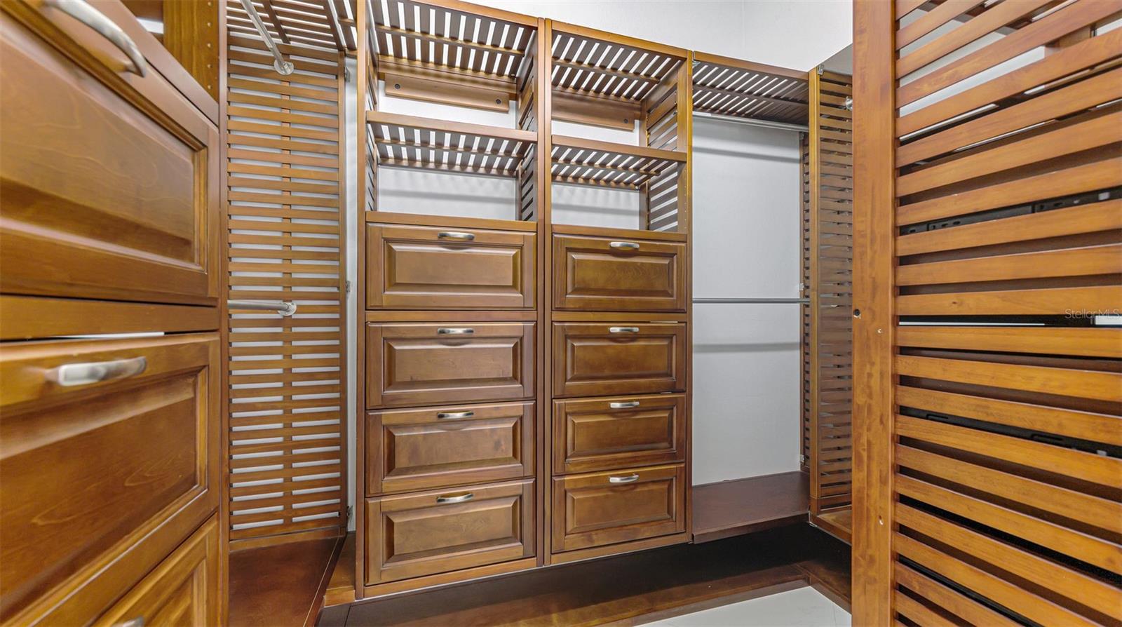 OAKLEAF - Residential