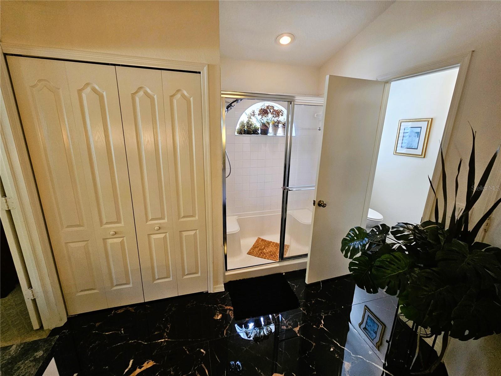 CALUSA TRACE UNIT IX PH II - Residential Lease