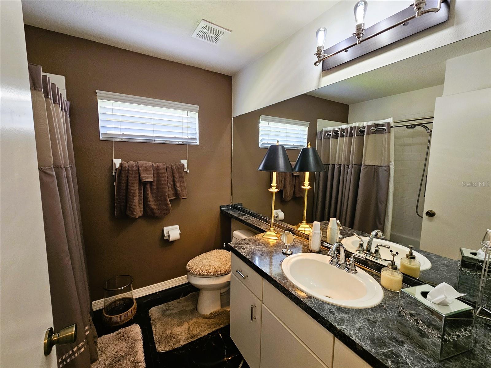 CALUSA TRACE UNIT IX PH II - Residential Lease