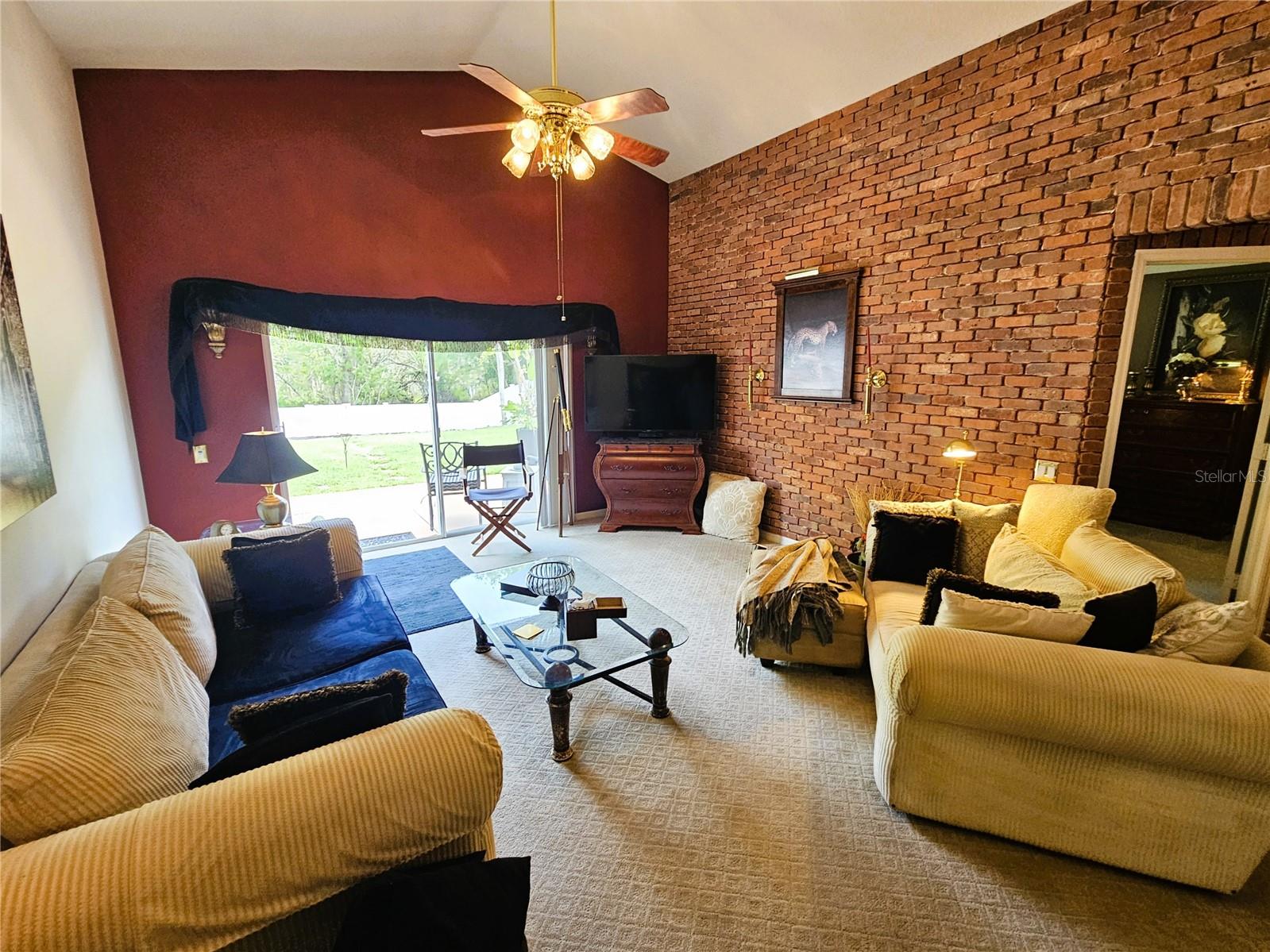 CALUSA TRACE UNIT IX PH II - Residential Lease