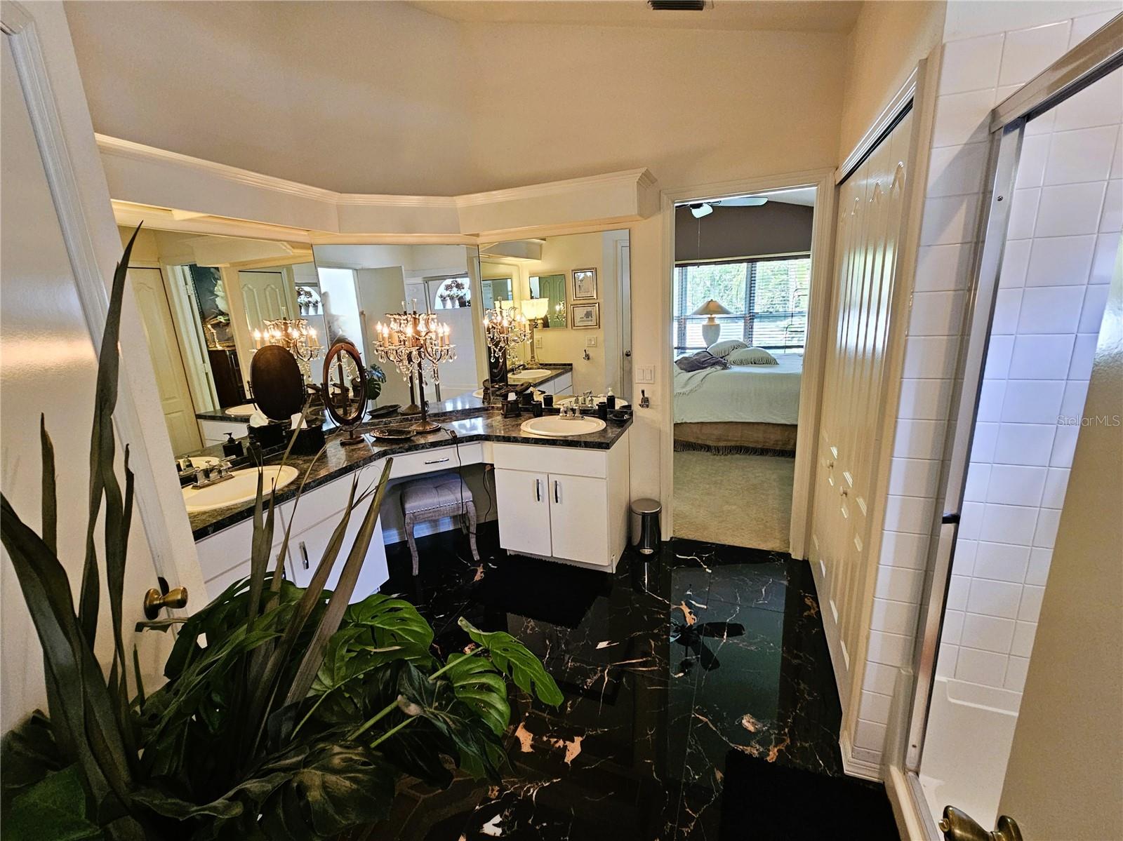 CALUSA TRACE UNIT IX PH II - Residential Lease