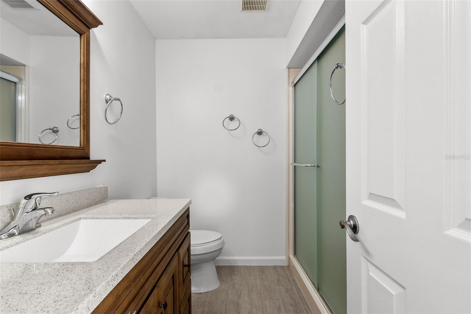 VILLAGE GREEN OF BRADENTON SEC 8 - Residential