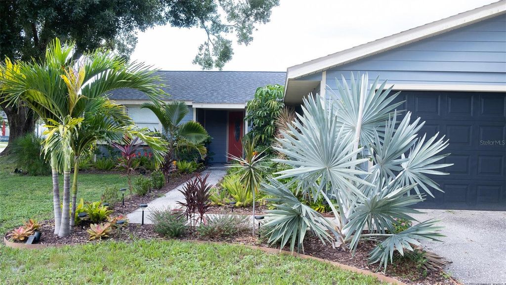 Photo of 8041 Blue Finch Way, New Port Richey, FL 34653 (MLS # O6348354)