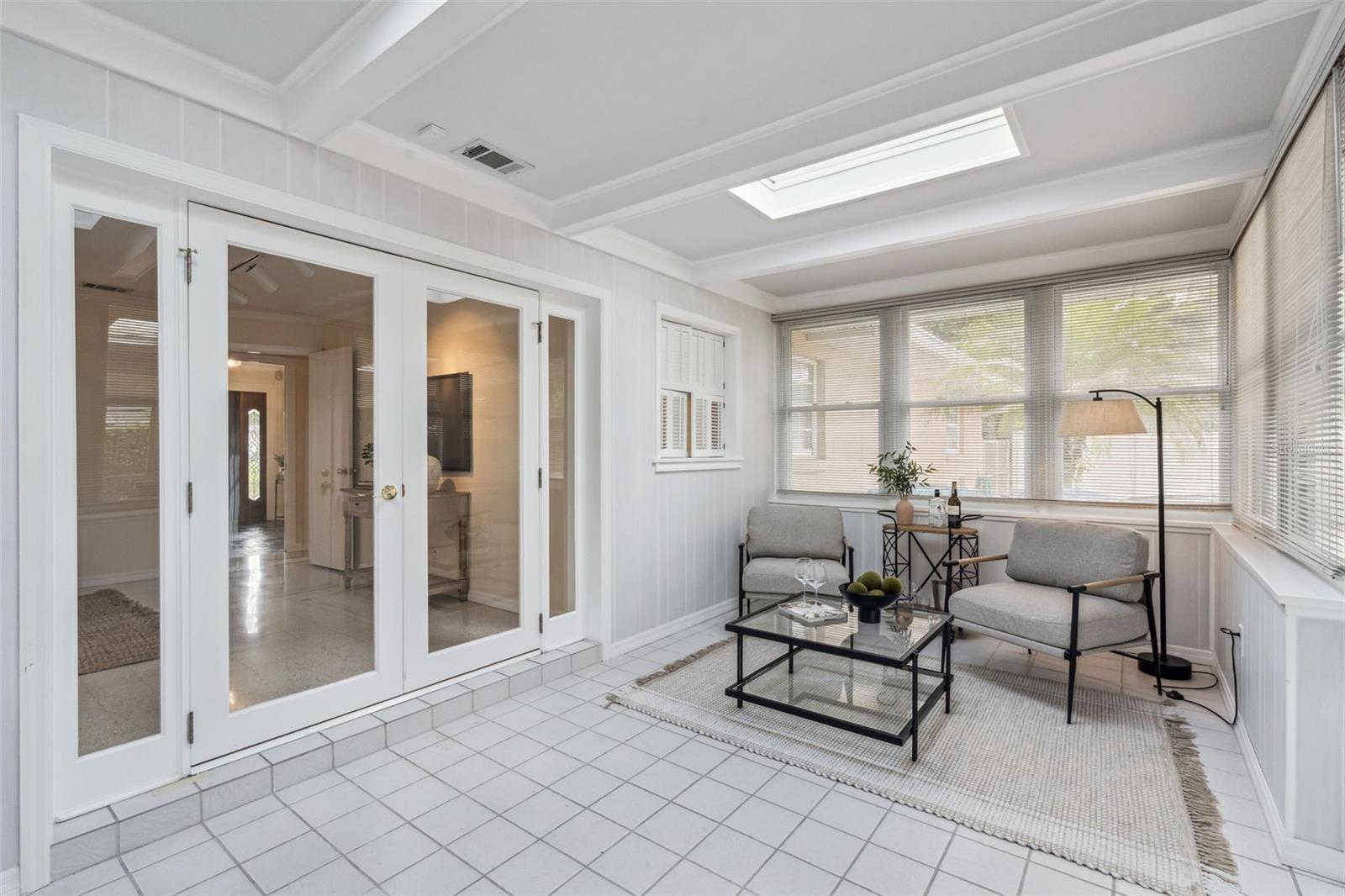 WILLIAMSBURG - Residential