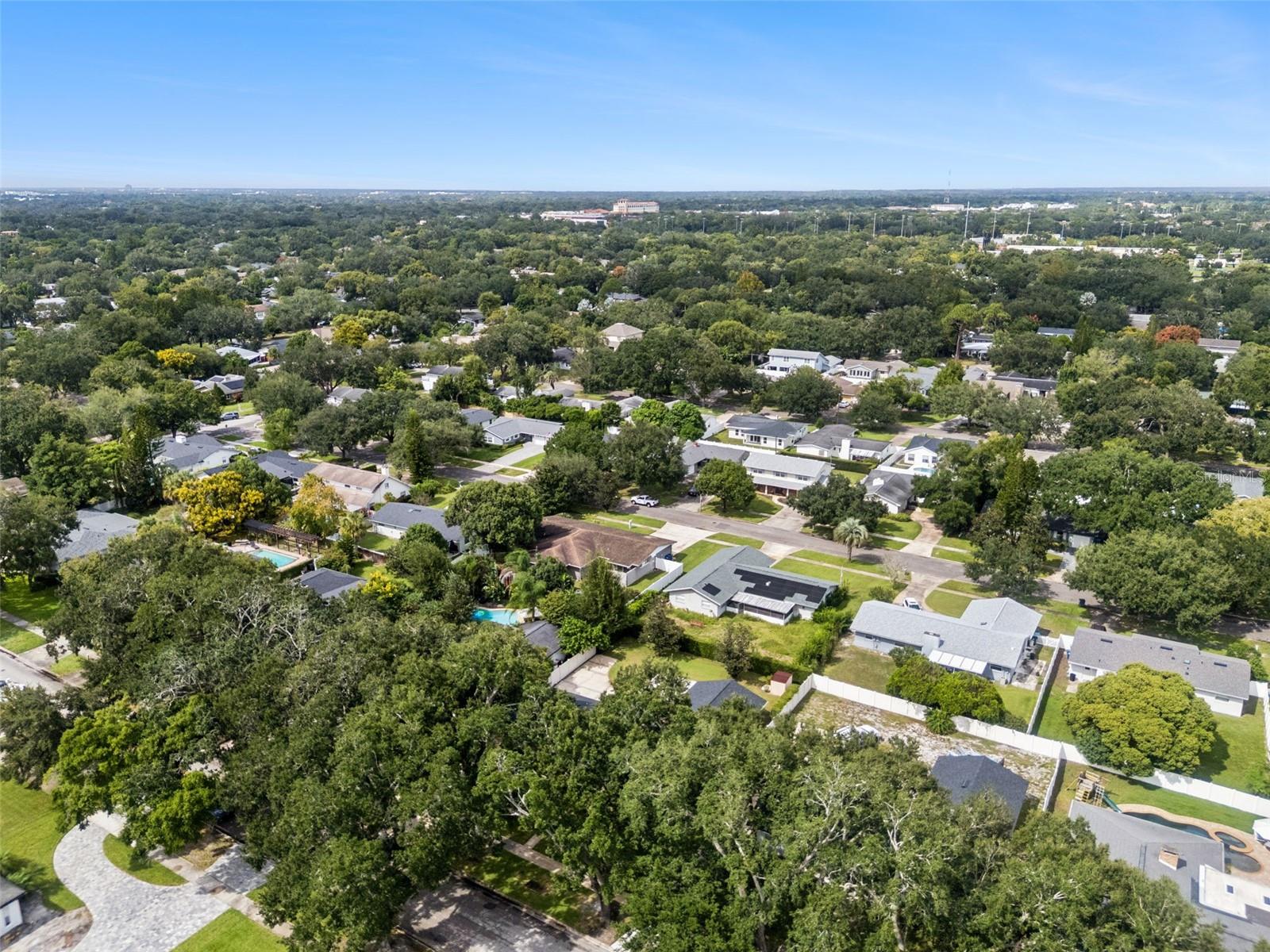 WILLIAMSBURG - Residential