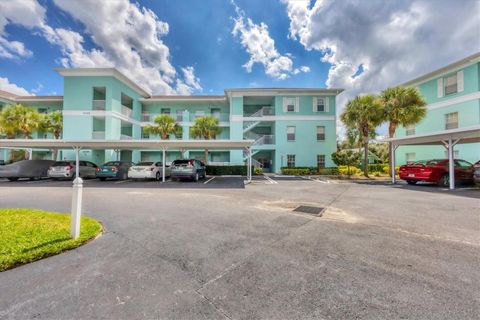 A home in PORT CHARLOTTE