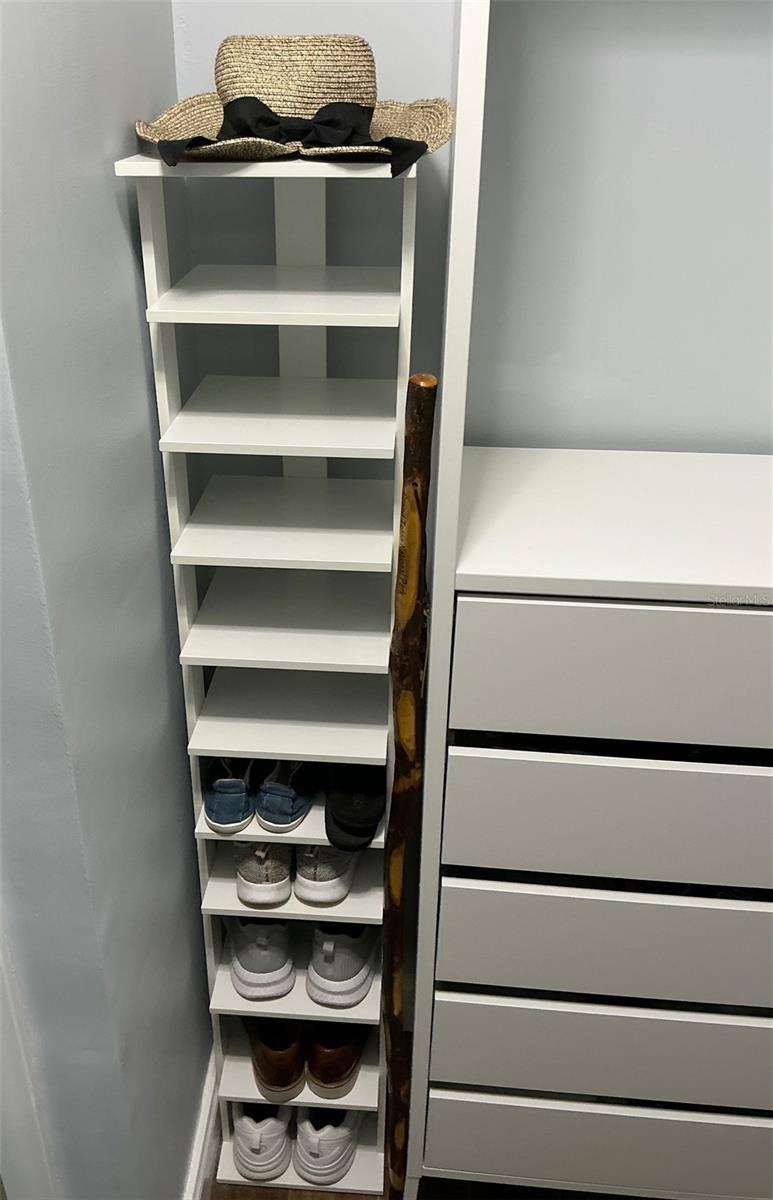 APOLLO BEACH UNIT 13PT PART 1 RESUBDIVISION - Residential