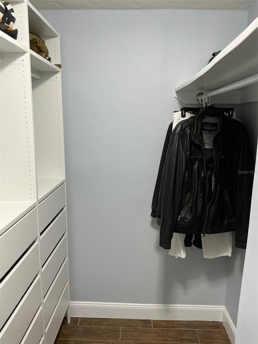 APOLLO BEACH UNIT 13PT PART 1 RESUBDIVISION - Residential