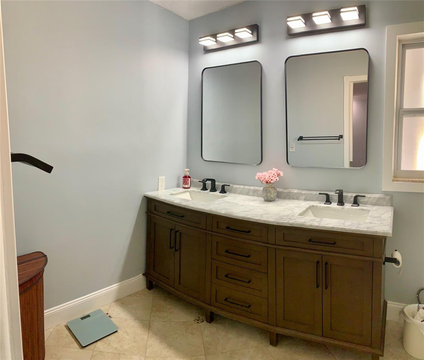 APOLLO BEACH UNIT 13PT PART 1 RESUBDIVISION - Residential