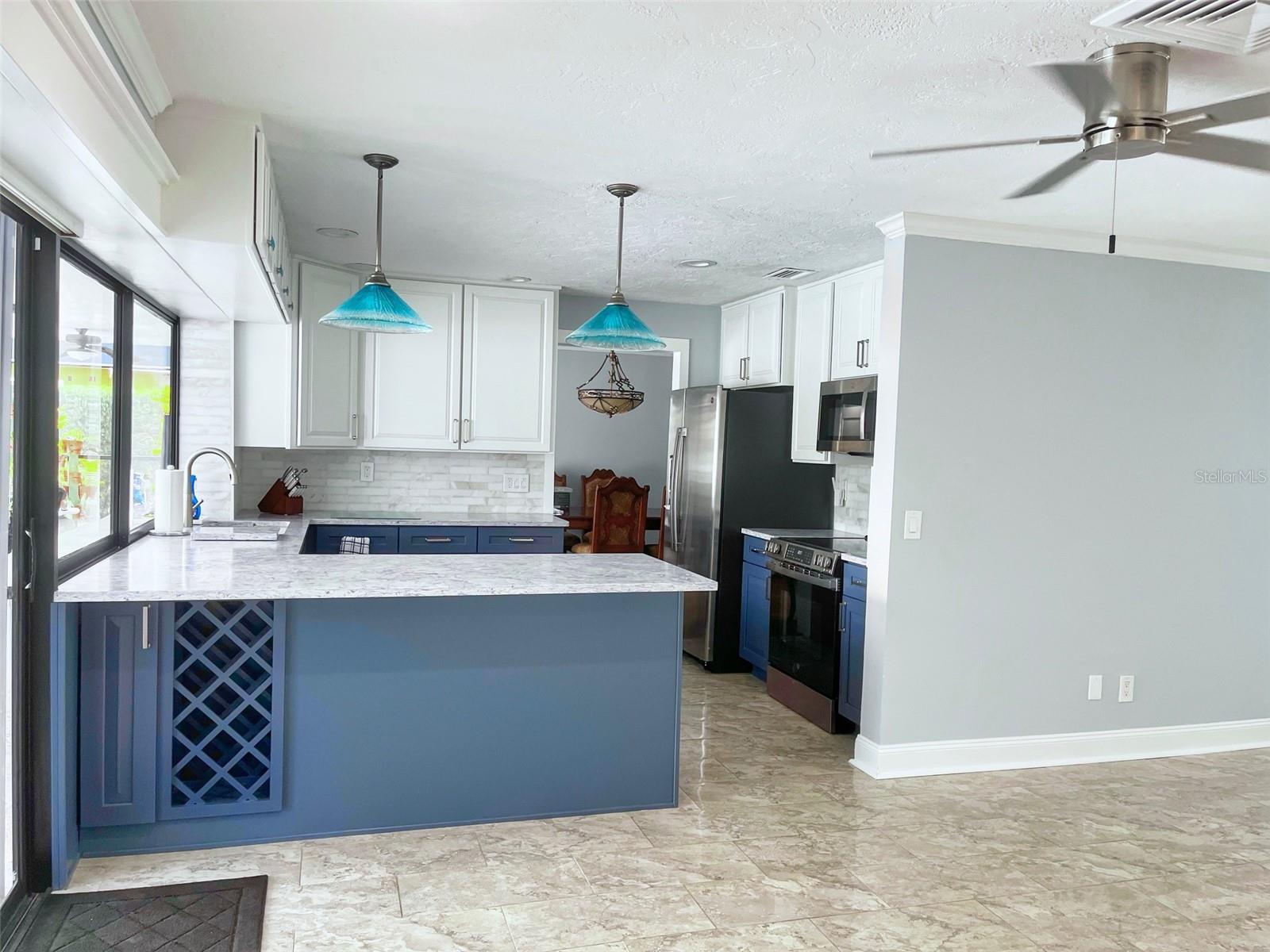 APOLLO BEACH UNIT 13PT PART 1 RESUBDIVISION - Residential