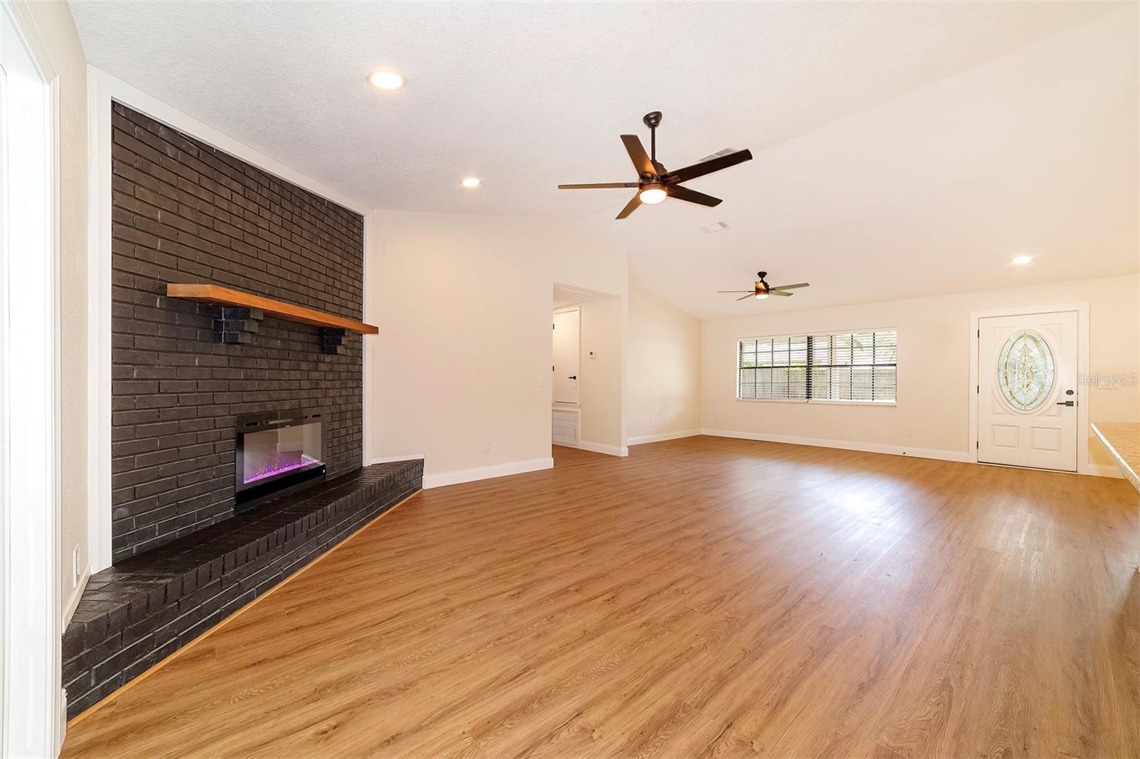 ALANDALE SUB - Residential