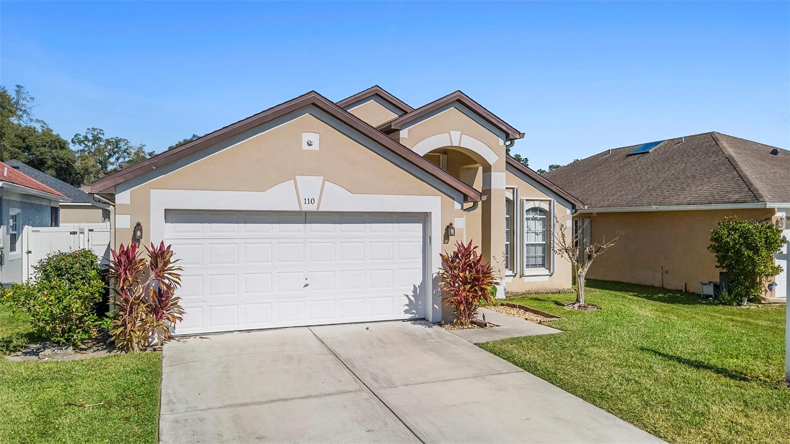 ALTAMONTE LANDING - Residential Lease