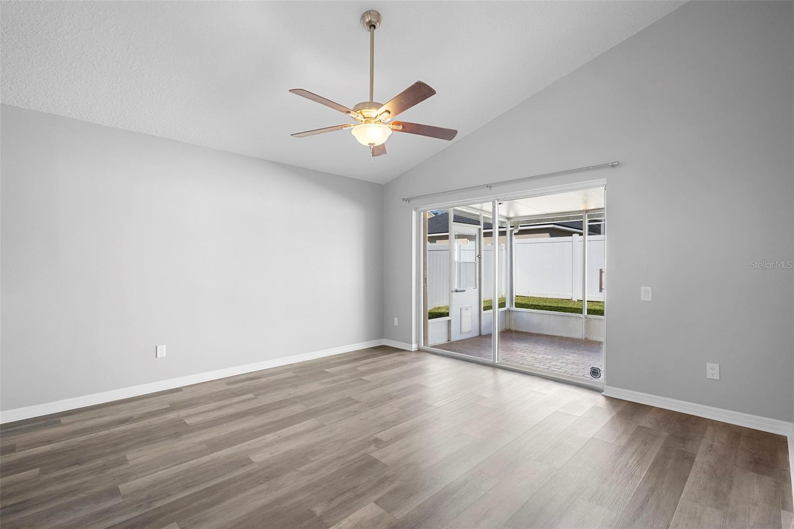 ALTAMONTE LANDING - Residential Lease