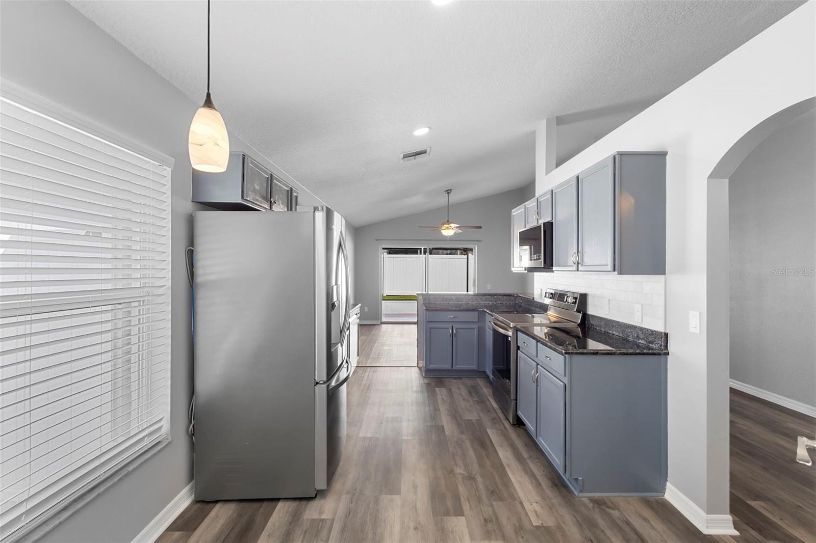 ALTAMONTE LANDING - Residential Lease