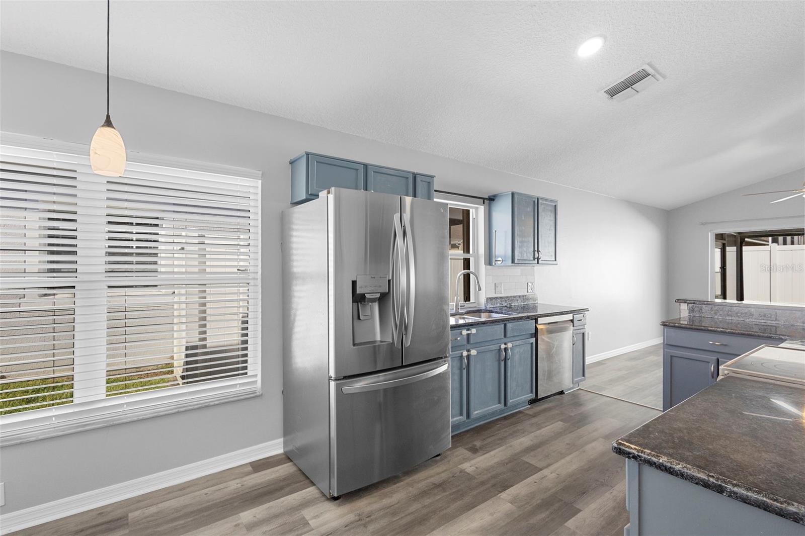 ALTAMONTE LANDING - Residential Lease