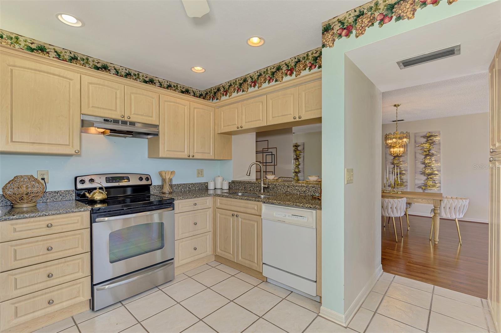 AUGUSTA VILLAS AT PLAN - Residential