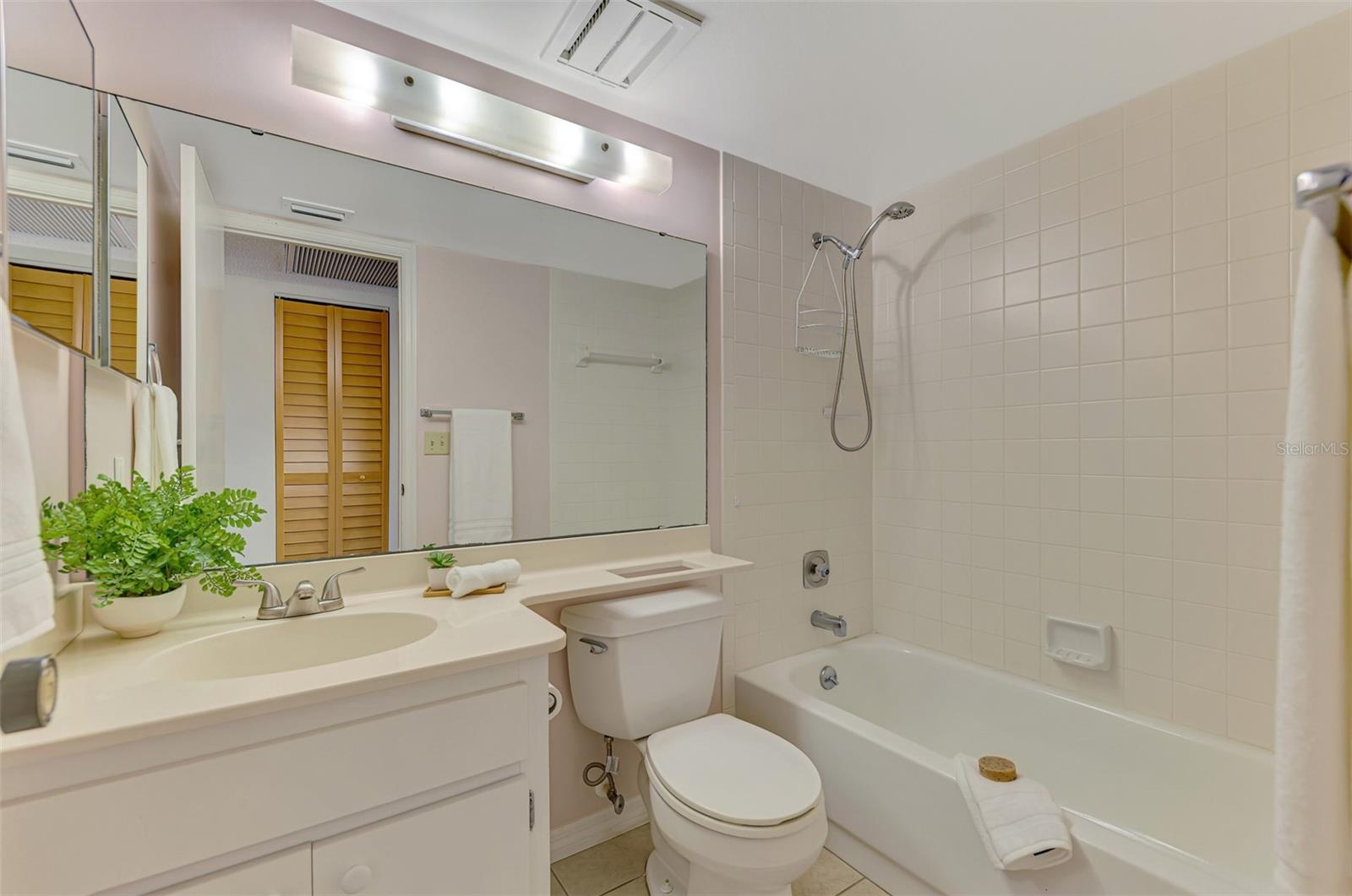 AUGUSTA VILLAS AT PLAN - Residential