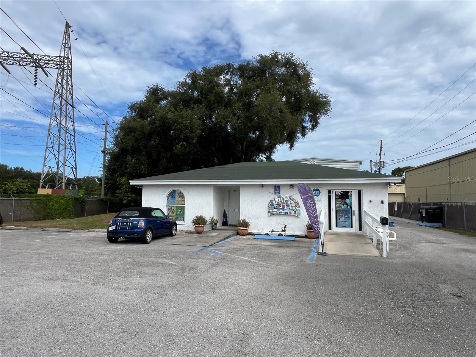2850 ROOSEVELT BOULEVARD