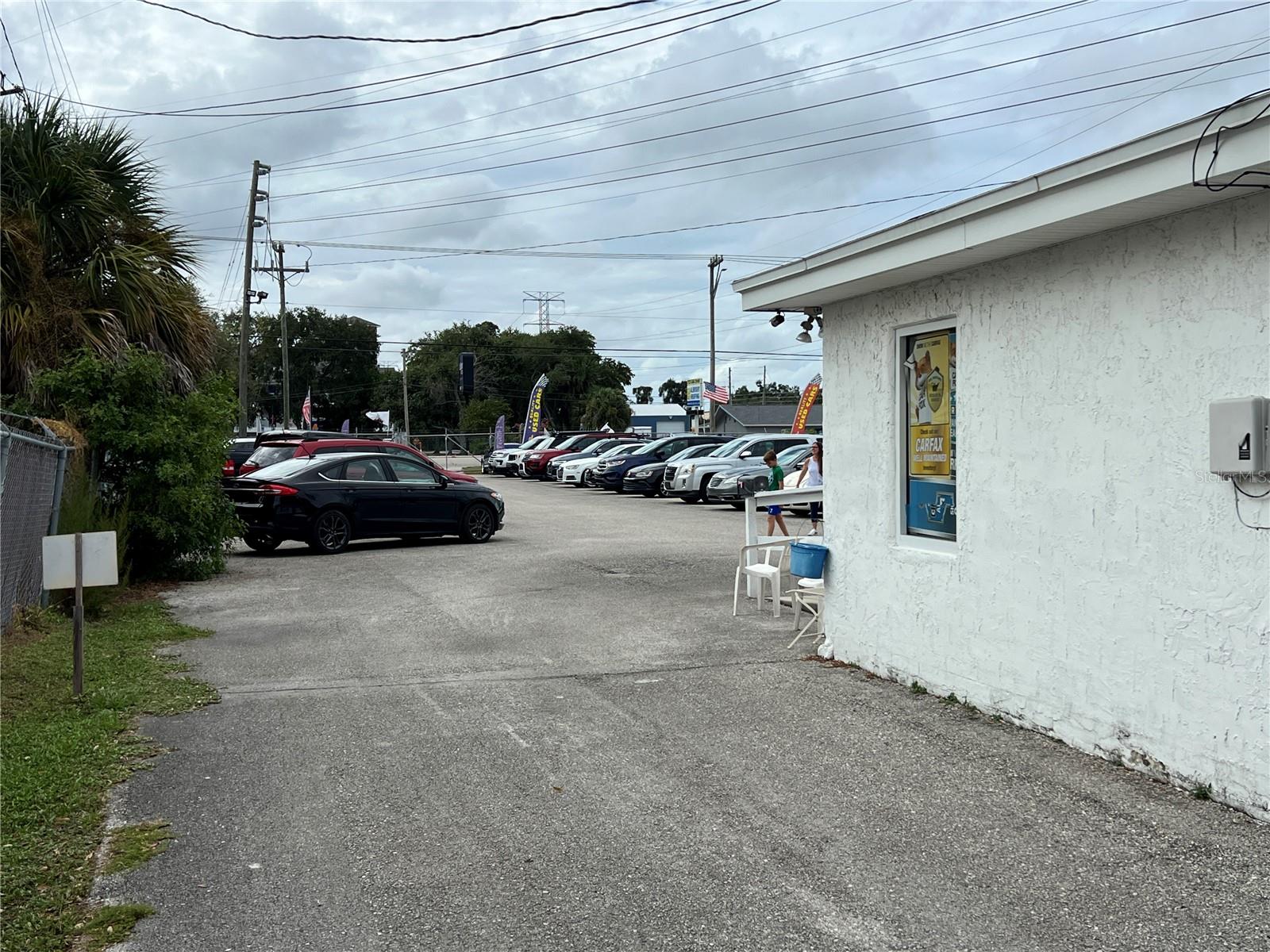 PINELLAS GROVES - Commercial Sale