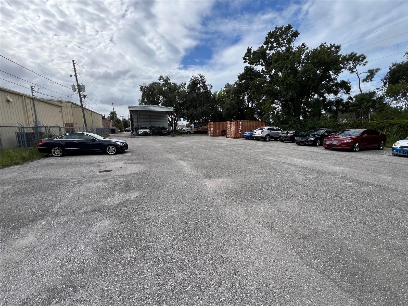 PINELLAS GROVES - Commercial Sale