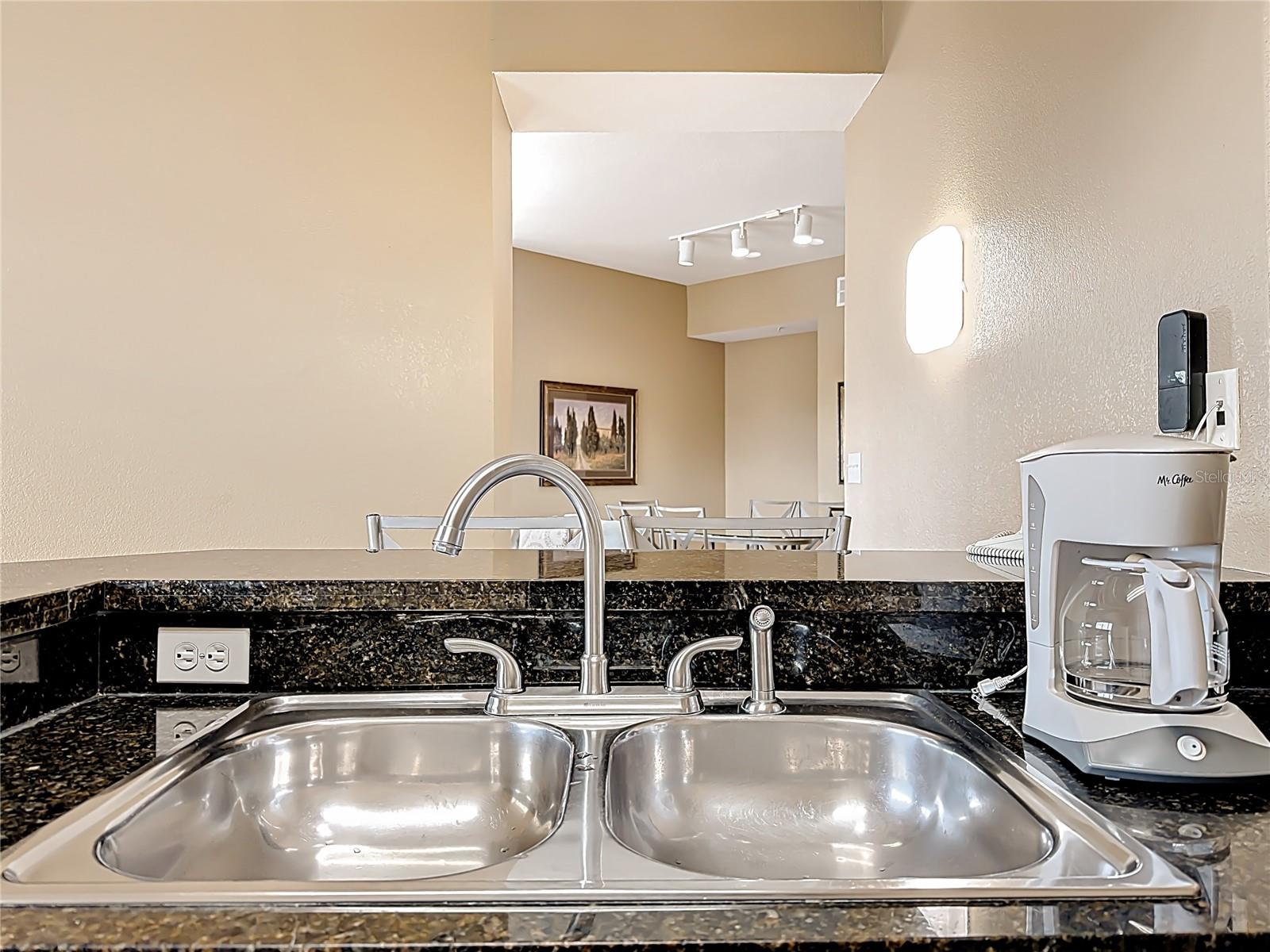 WORLDQUEST RESORT CONDO - Residential