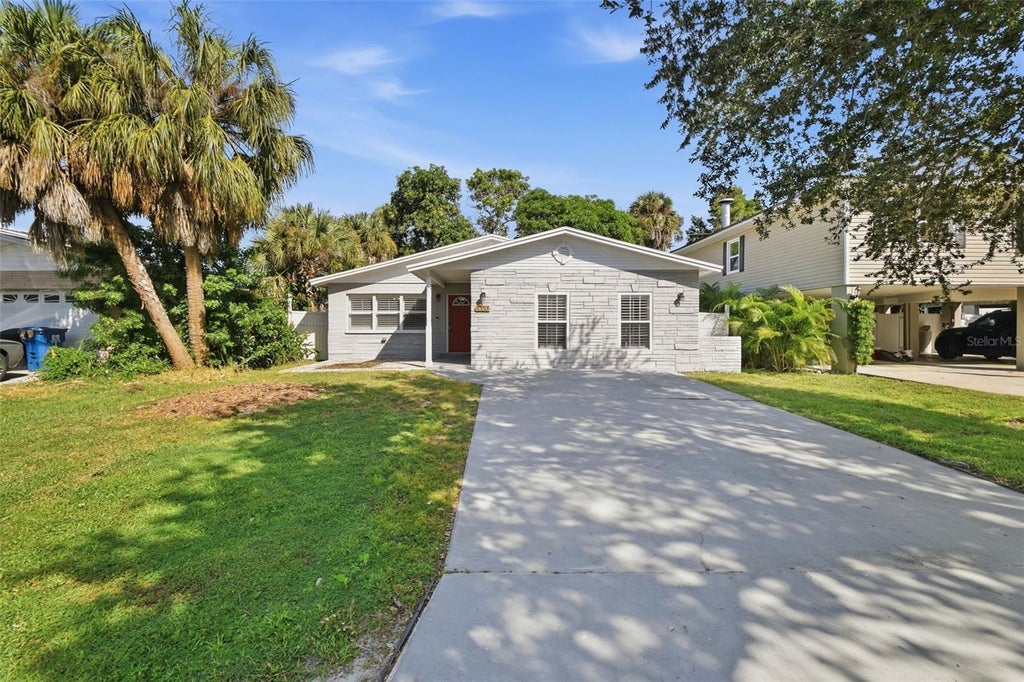 Photo of 1751 Mississippi Avenue NE, St Petersburg, FL 33703 (MLS # O6441901)