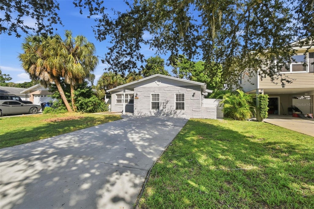 Photo of 1751 Mississippi Avenue NE, St Petersburg, FL 33703 (MLS # O6441901)