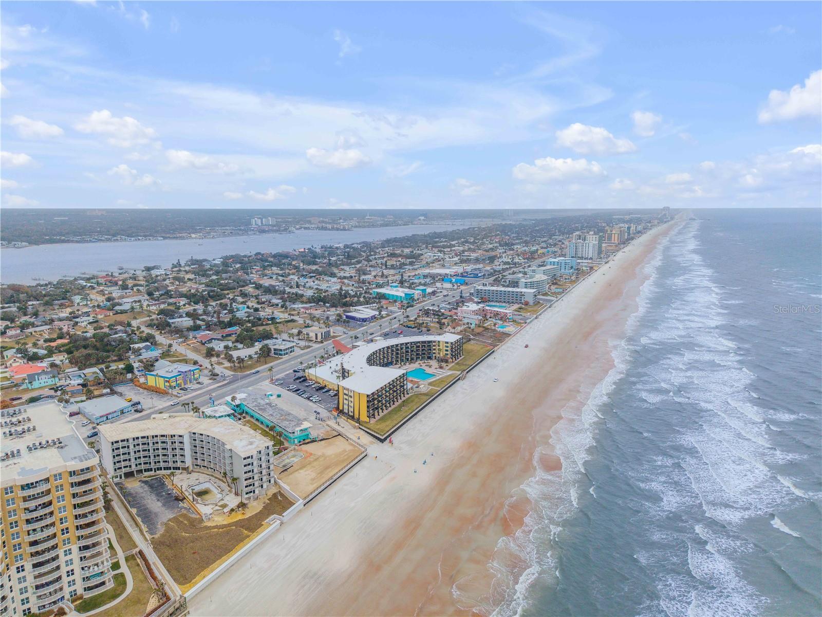 HAWAIIAN INN BEACH RESIDENCE - Residential