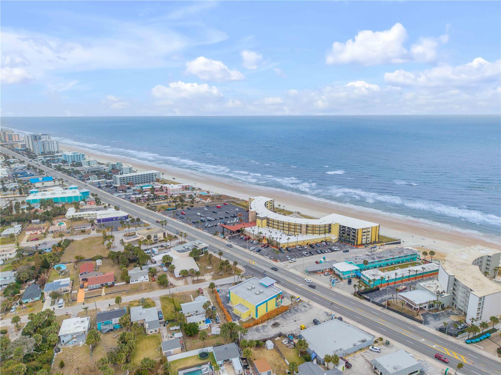 HAWAIIAN INN BEACH RESIDENCE - Residential