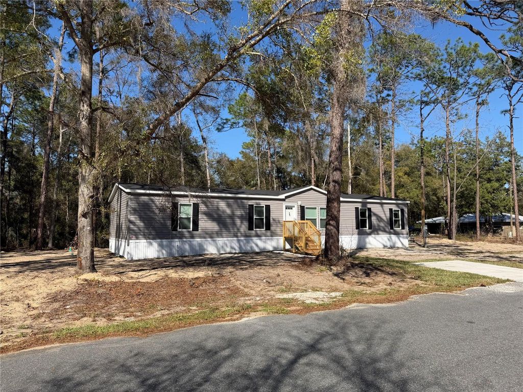 Photo of 10055 W Ohio Drive, Crystal River, FL 34428 (MLS # S5144471)