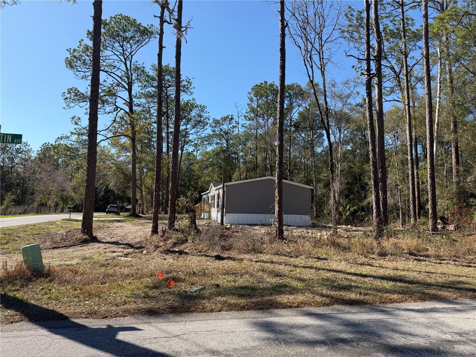 HOLIDAY HEIGHTS UNIT 02 - Residential