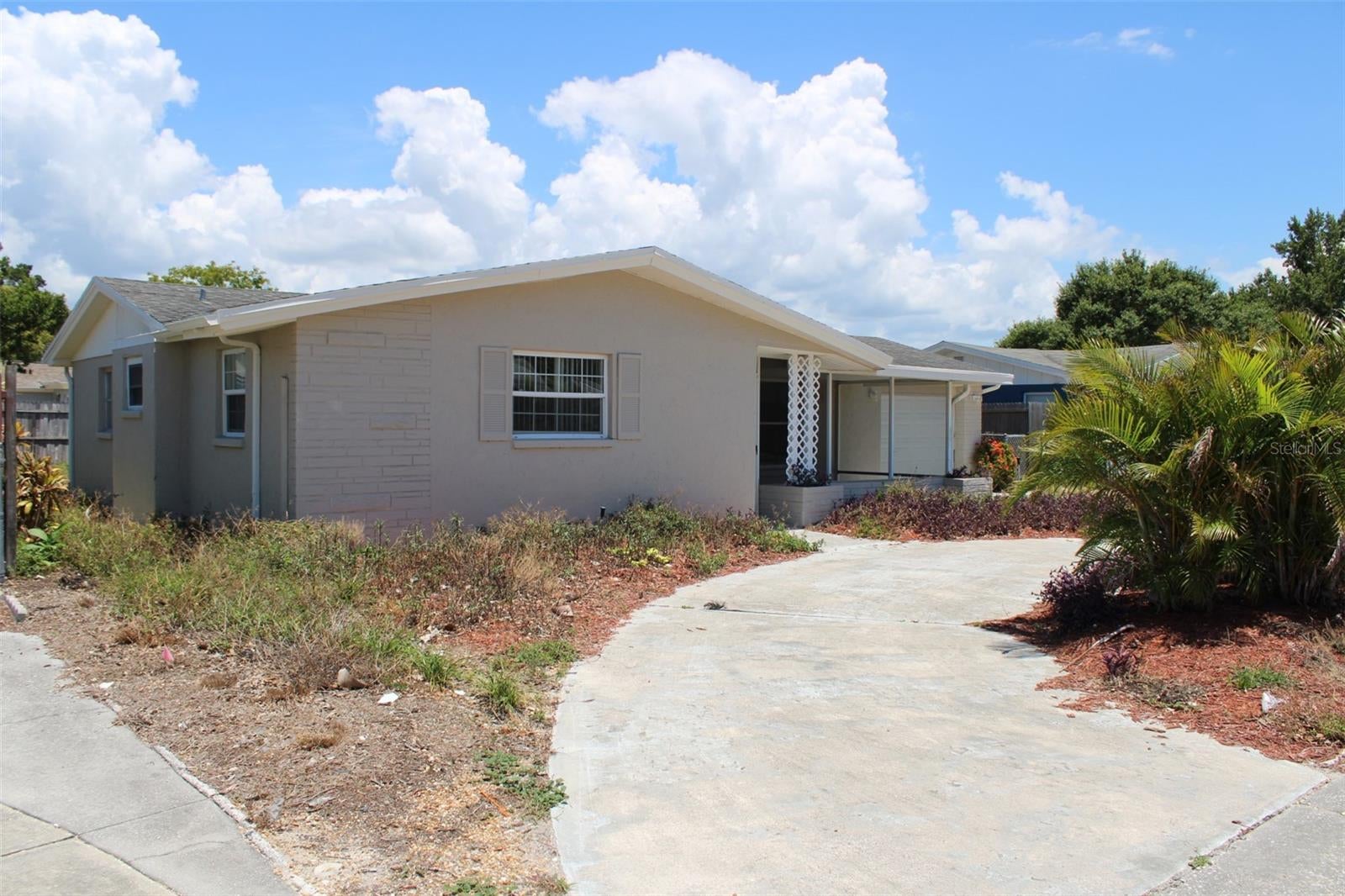 3314 COLUMBUS DRIVE