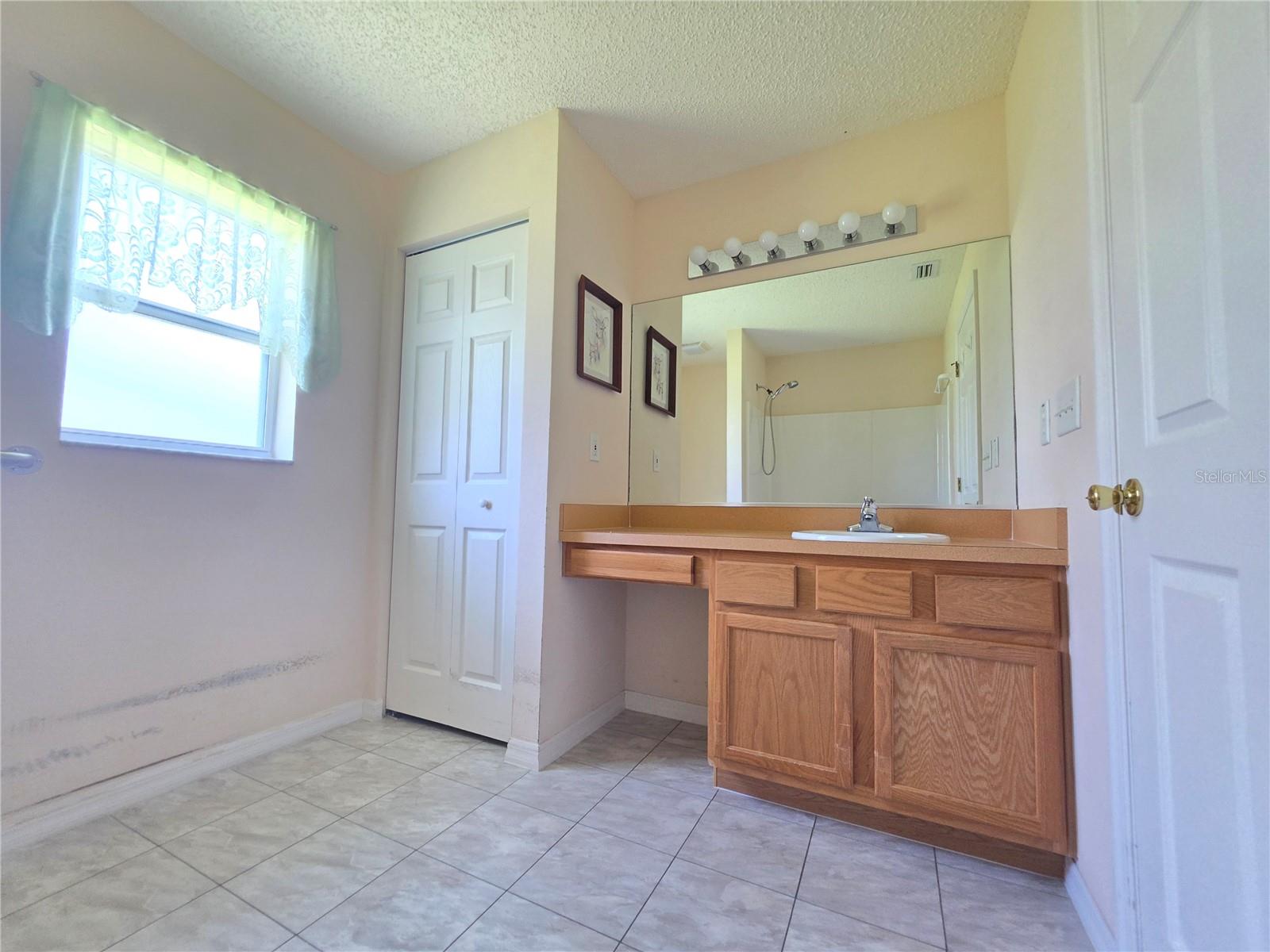 SOUTHWEST QUADRANT PH 01-04 - Residential