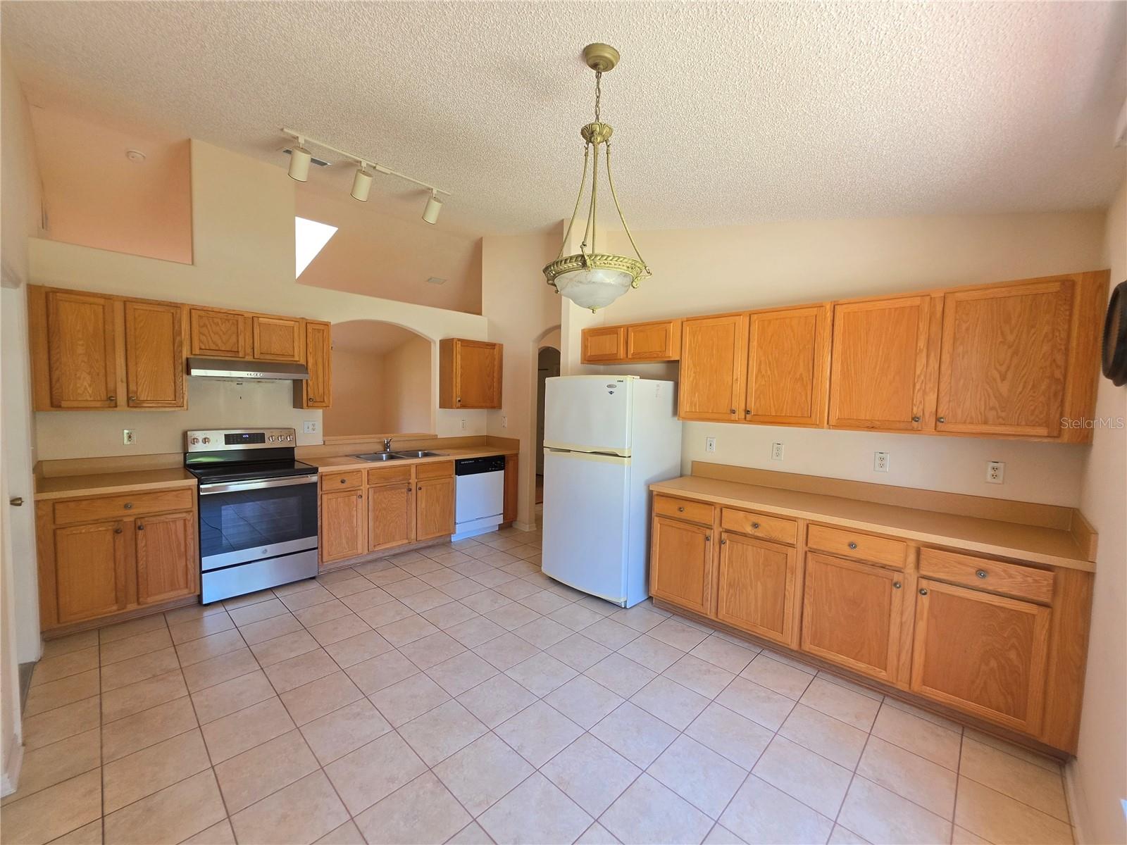 SOUTHWEST QUADRANT PH 01-04 - Residential