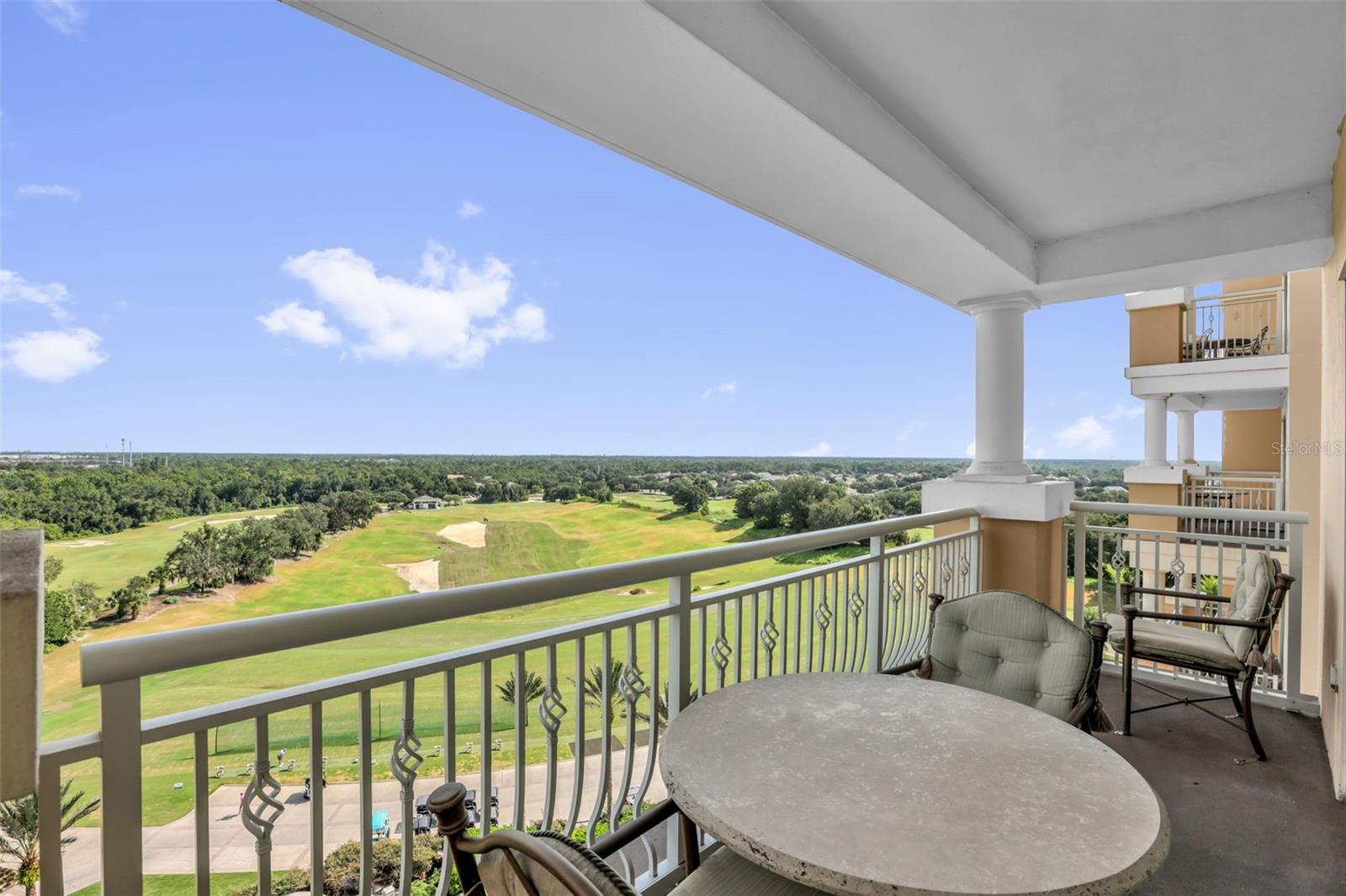 7593 GATHERING DRIVE 707